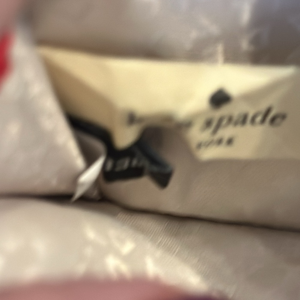 Kate Spade Red Card Keychain & Kate Spade Zip Around Wallet Bundle EUC - Picture 4 of 14